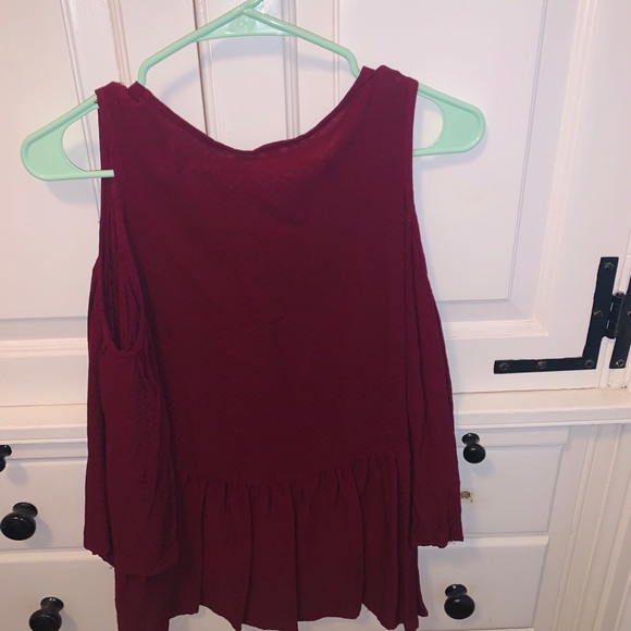 Maroon Off the Shoulder Long Sleeve - Picture 2 of 3